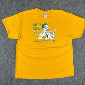 Smack Apparel Mens XL Yellow Meet Dick Vikings Fan Funny Rivalry Graphic T-Shirt